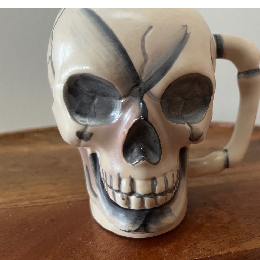 Vintage skull mug made in Japan 1970s